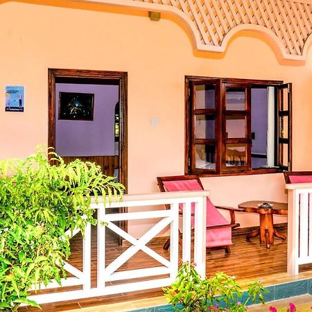 Bernique Guesthouse Ла-Диг Экстерьер фото