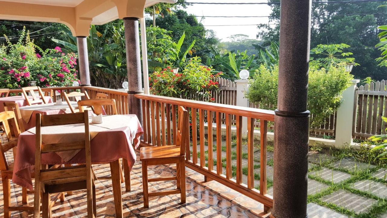 Bernique Guesthouse Ла-Диг Экстерьер фото