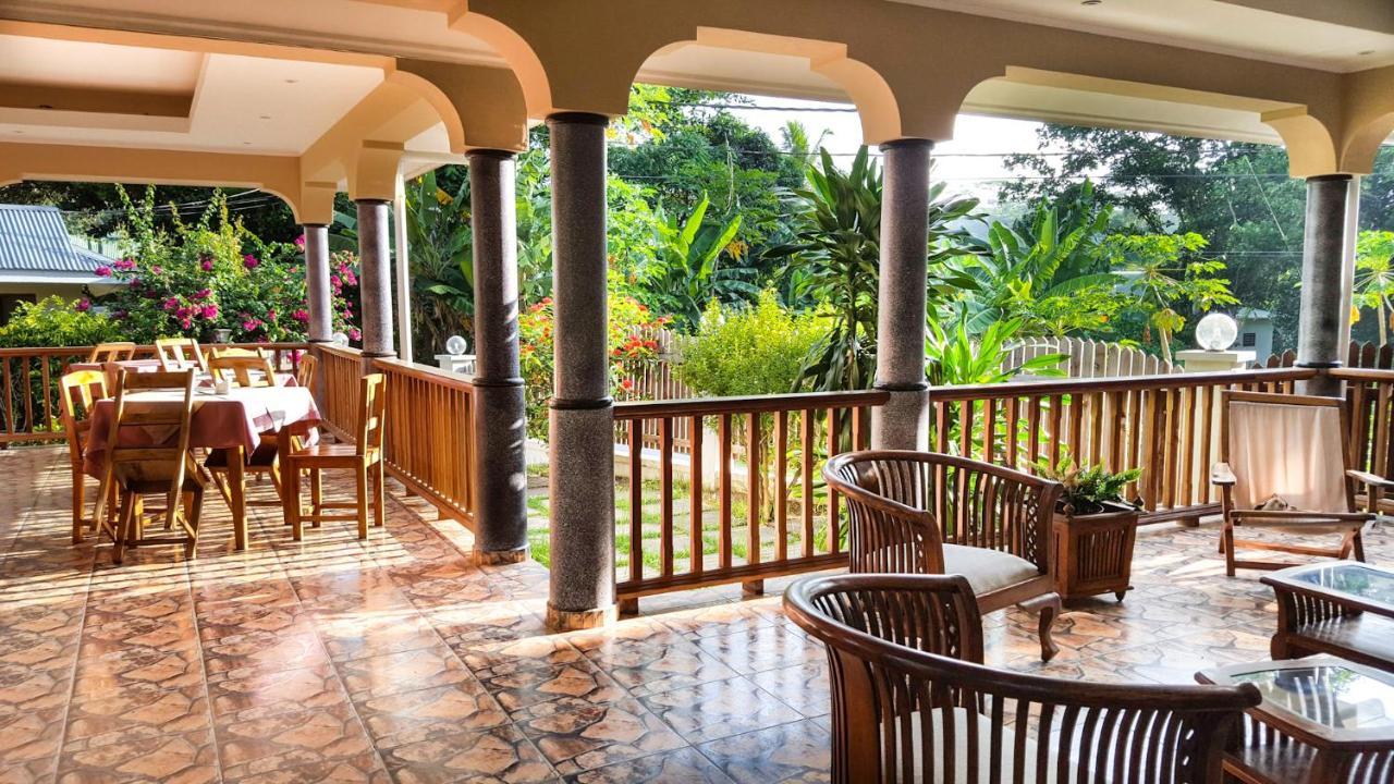 Bernique Guesthouse Ла-Диг Экстерьер фото